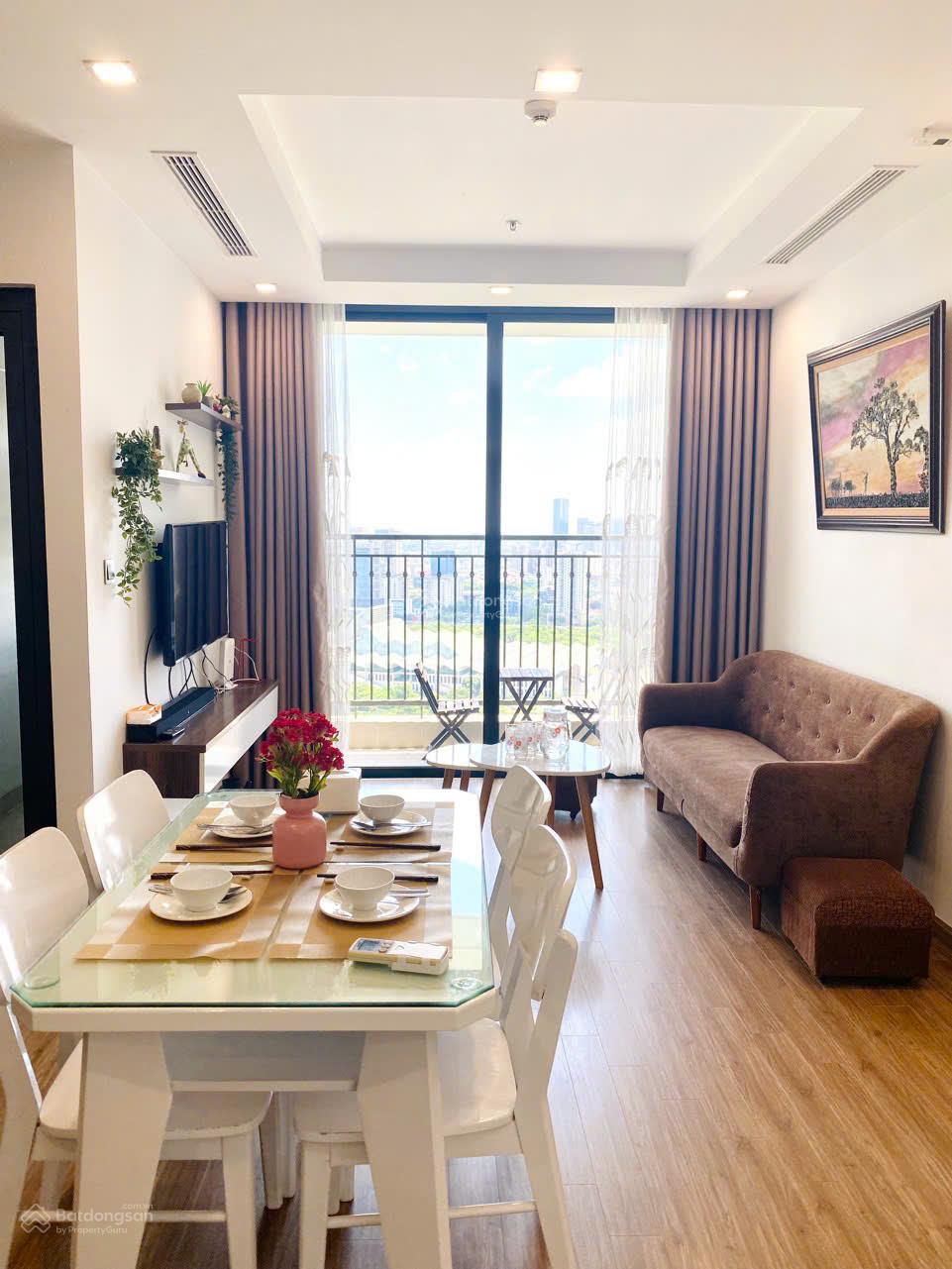 Nhà tôi bán 2PN 2VS tòa G2, 72,11m2 sổ đỏ tầng 12 - BC Đông Bắc - Full nội thất - View Hồ Marriott Nhà tôi bán 2PN 2VS tòa G2, 72,11m2 sổ đỏ tầng 12 - BC Đông Bắc - Full nội thất - View Hồ Marriott