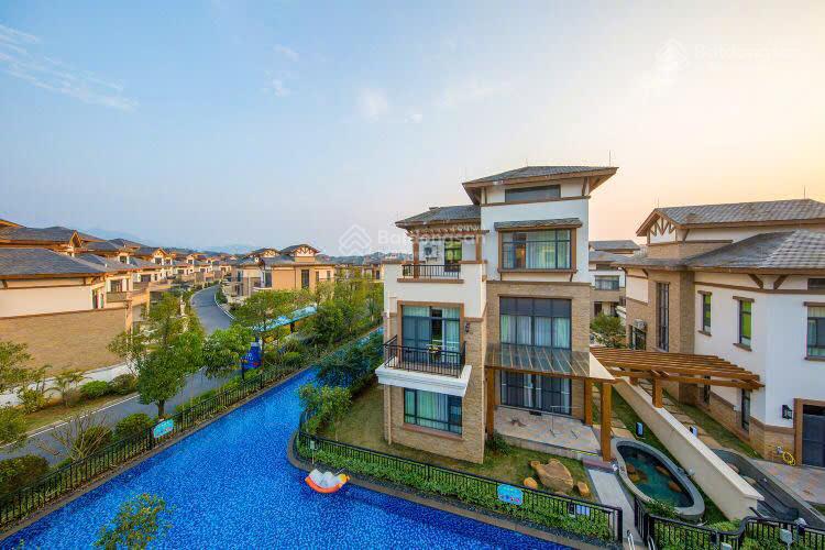 Sông Town - Sở hữu lâu dài - 3 tầng - giá 7 tỷ - Savills vận hành
