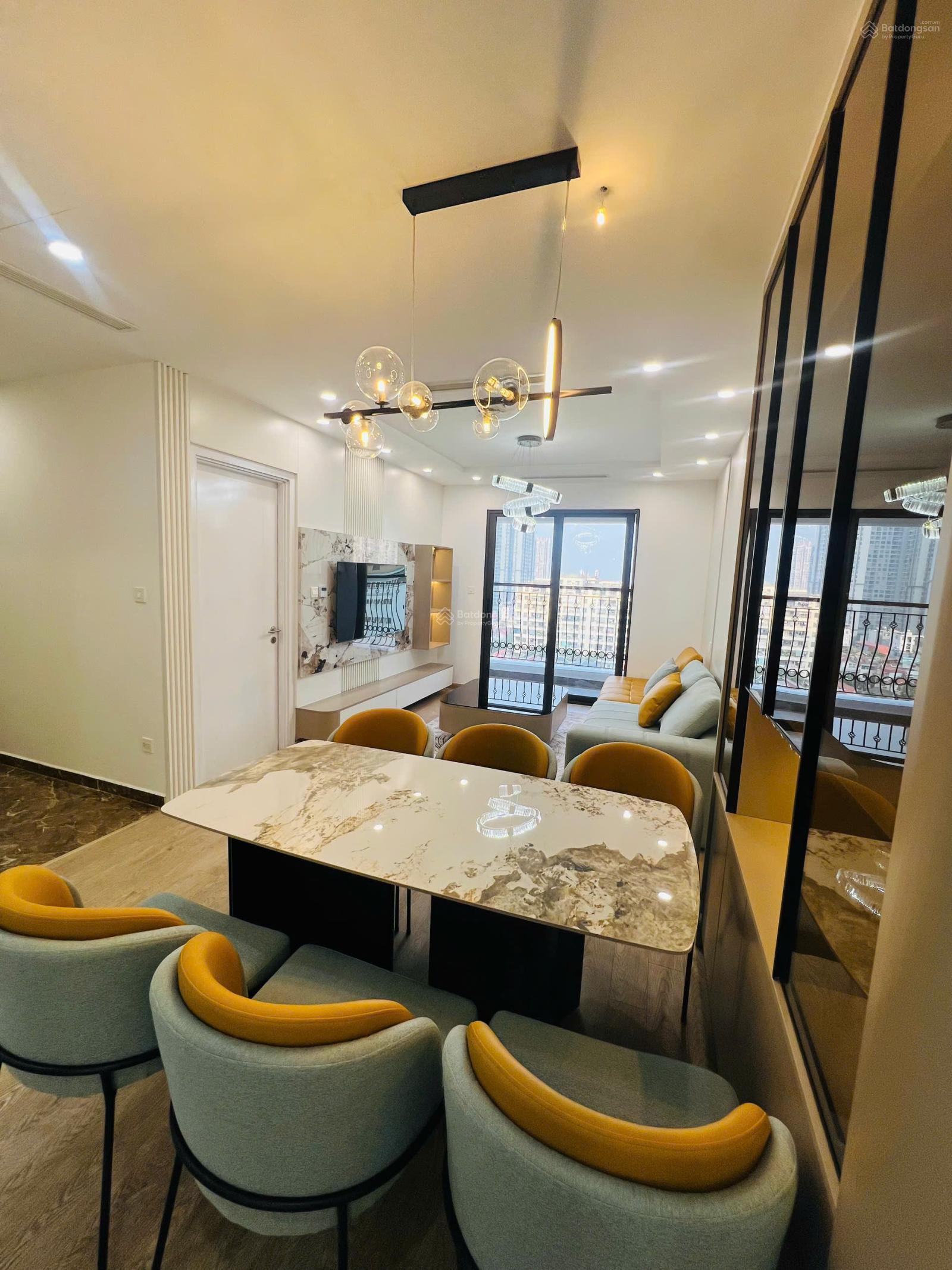 Em Trang cập nhật quỹ 10 căn 2PN CC Florence giá từ 13tr. Cam kết giá rẻ nhất thị trường