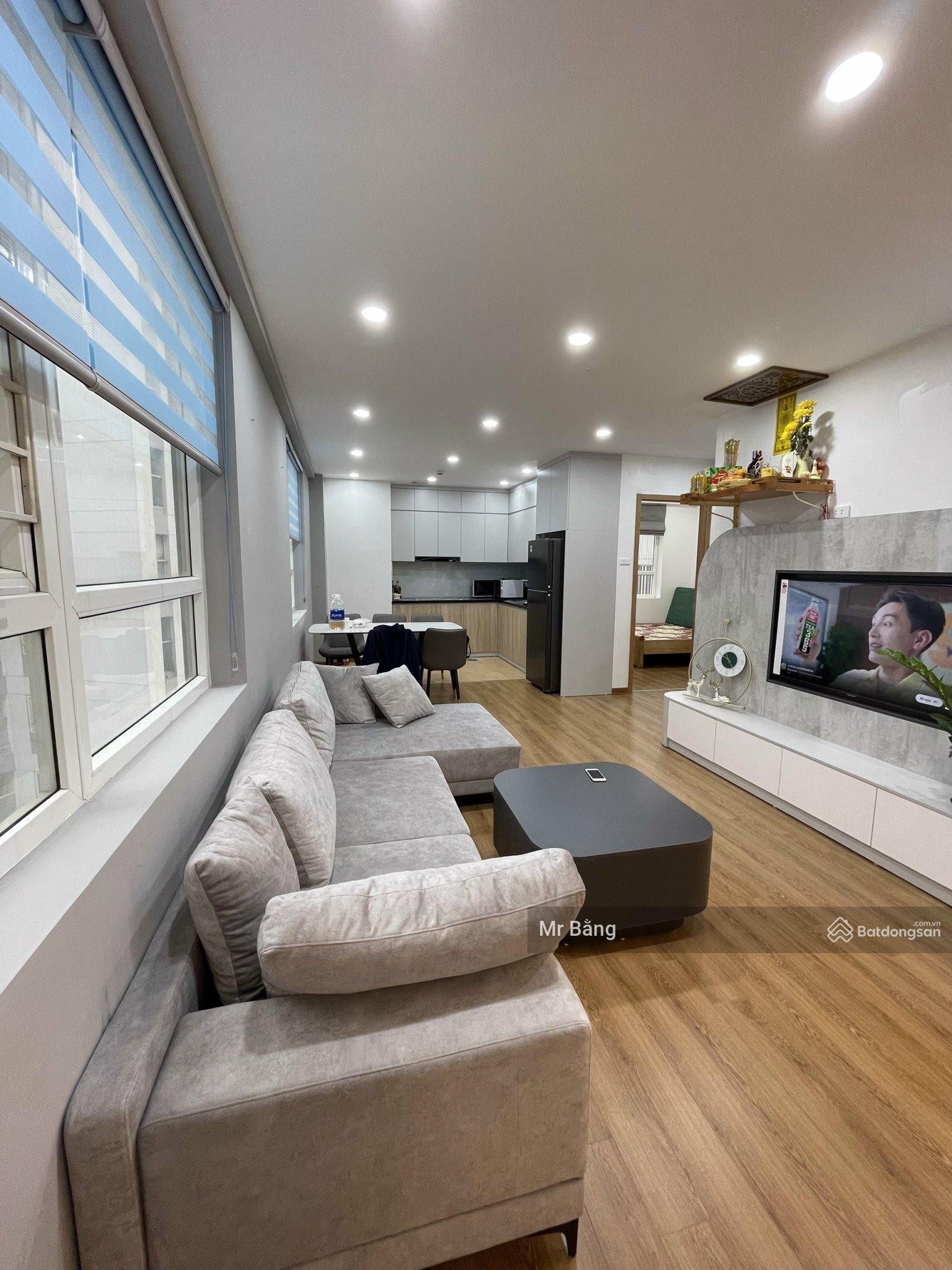 Cần bán 3 căn hộ chung cư CT2 KĐT Nghĩa Đô, DT: 46m2 - 70m2, 2PN full nội thất đẹp, BC Nam, 6,16 tỷ