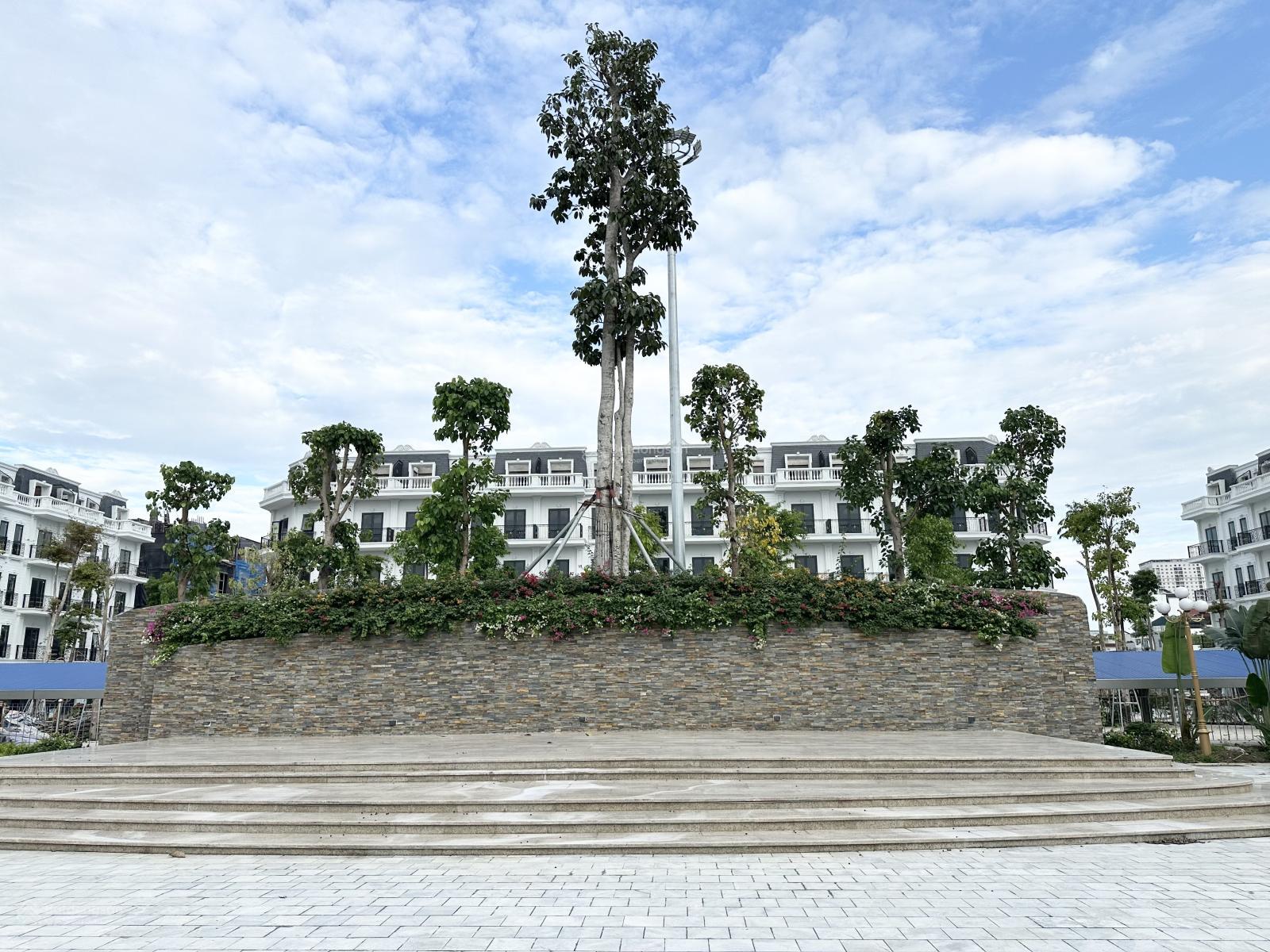 Bán liền kề view vườn hoa, nhạc nước, 80m2 tại Đông Dương Residence, Hoài Đức, Hà Nội