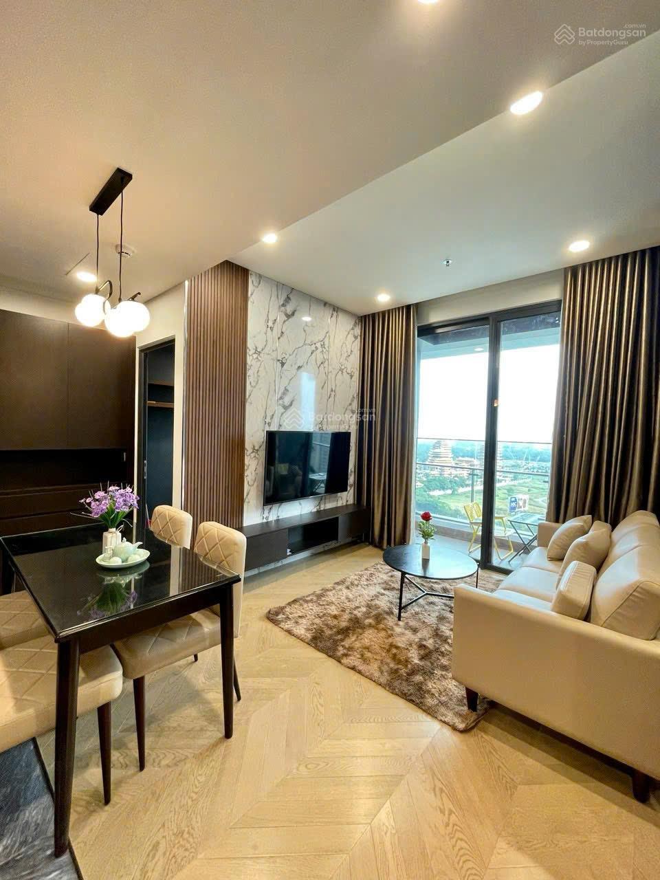 Chủ nhà cần bán gấp căn hộ Lumiere Riverside 2PN 2WC giá 11 tỷ sẵn sổ. LH 0902 896 ***