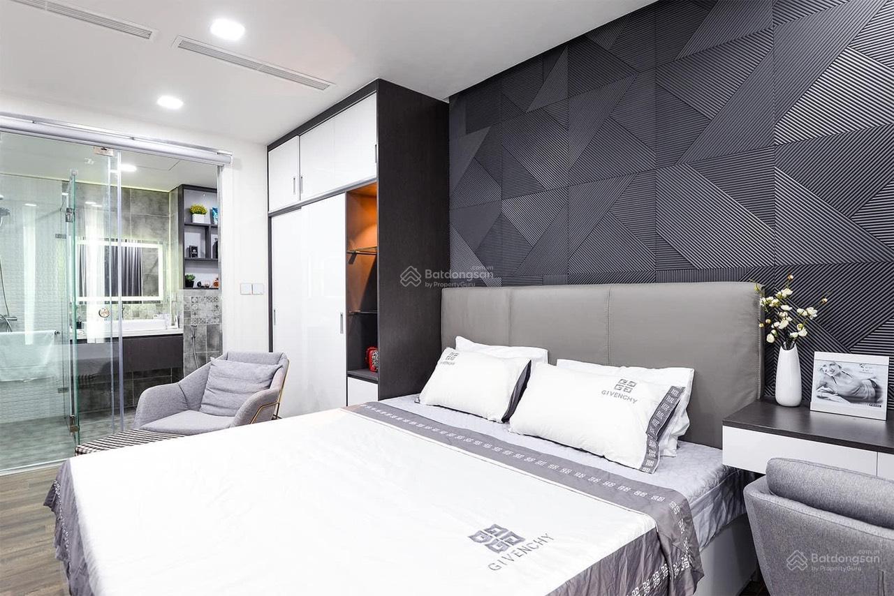 Chính chủ bán căn chung cư Rivera Park: 72m2, 2N2VS view bể bơi siêu đẹp, giá 8 tỷ, LH: 0846 463 *** Chính chủ bán căn chung cư Rivera Park: 72m2, 2N2VS view bể bơi siêu đẹp, giá 8 tỷ, LH: 0846 463 ***