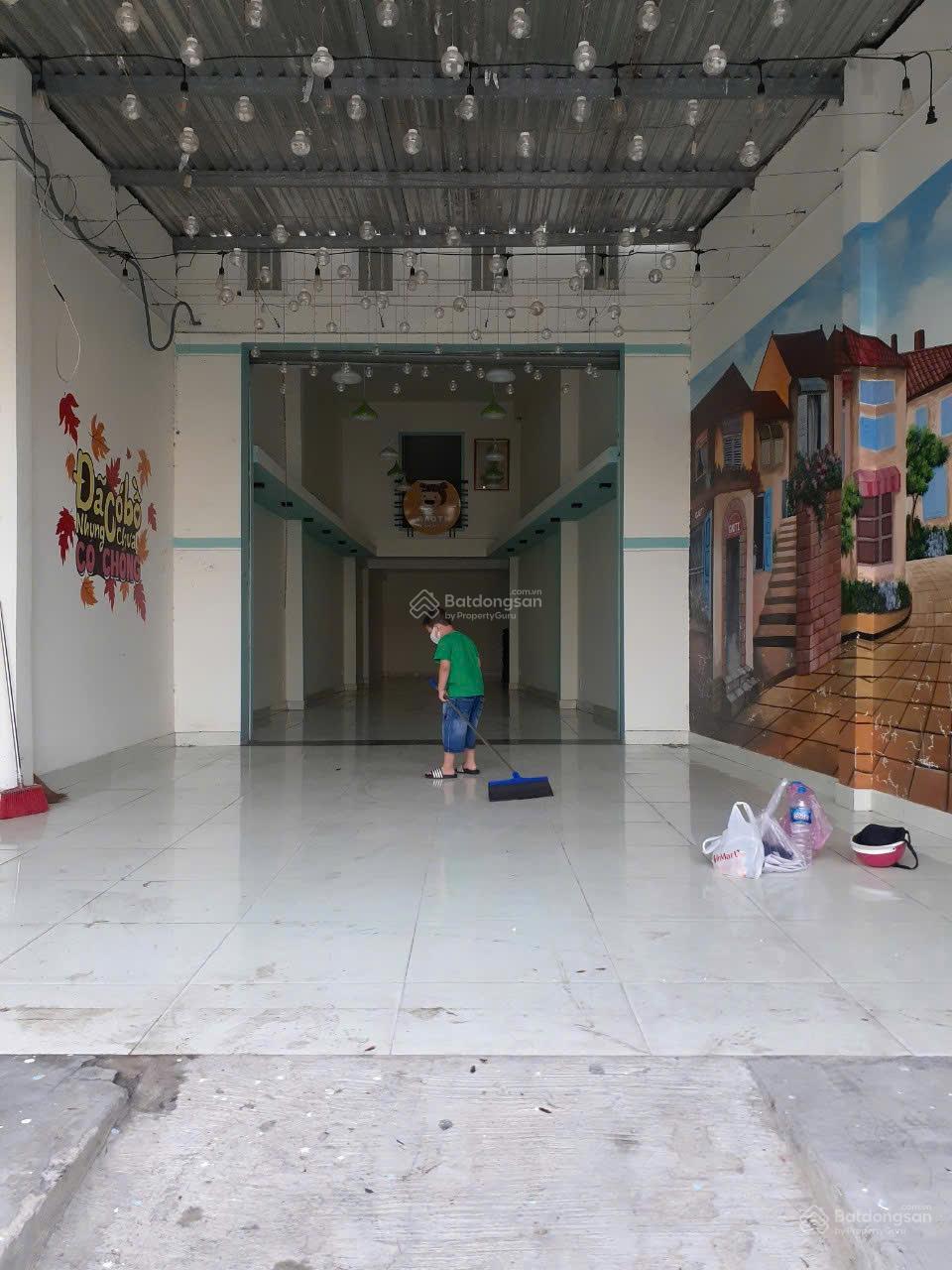 Bán nhà mặt tiền đường Nguyễn Duy Trinh, p. Long Trường. TP Thủ Đức. Giá 11,7 tỷ