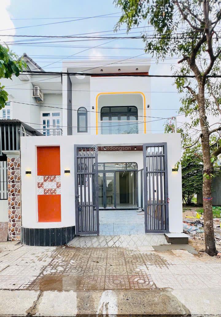 Nhà mặt tiền kinh doanh ngay KDC P. Tân Phong mở rộng tặng ngay gói nội thất 50 triệu khi vào ở