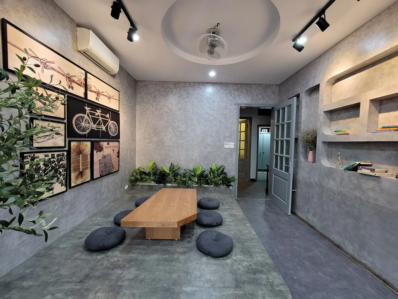 Cho thuê nhà mặt phố Lò Đúc ngay ngã tư, 80m² x 4.5 tầng, mặt tiền 4.5m, phù hợp KD mọi mô hình