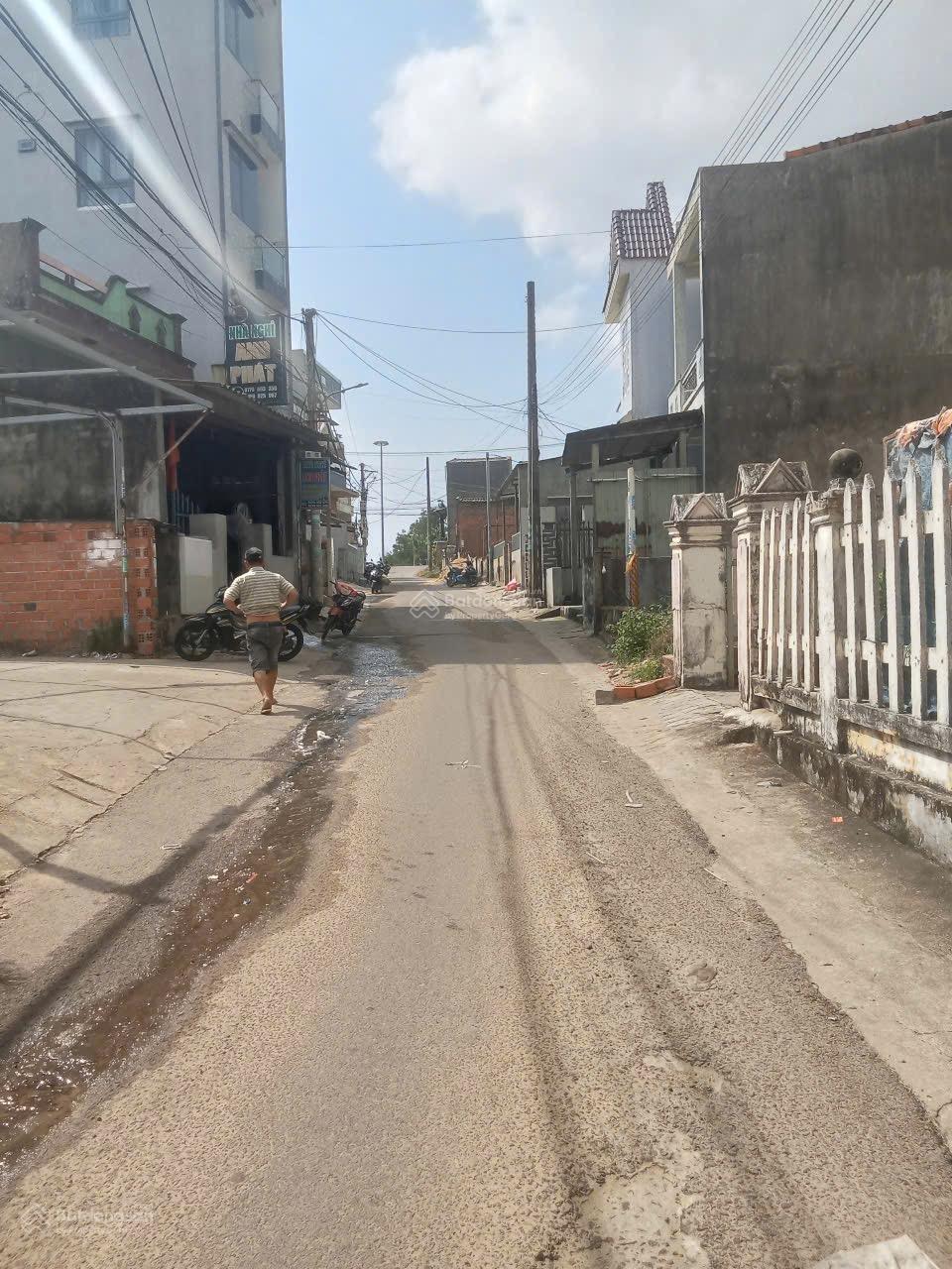 Đất 10x20,5m thổ cư 200m2,ngay Khu Du Lịch Eo Gió Tp Biển Quy Nhơn Bình Định,dân cư đông,đường Ô tô