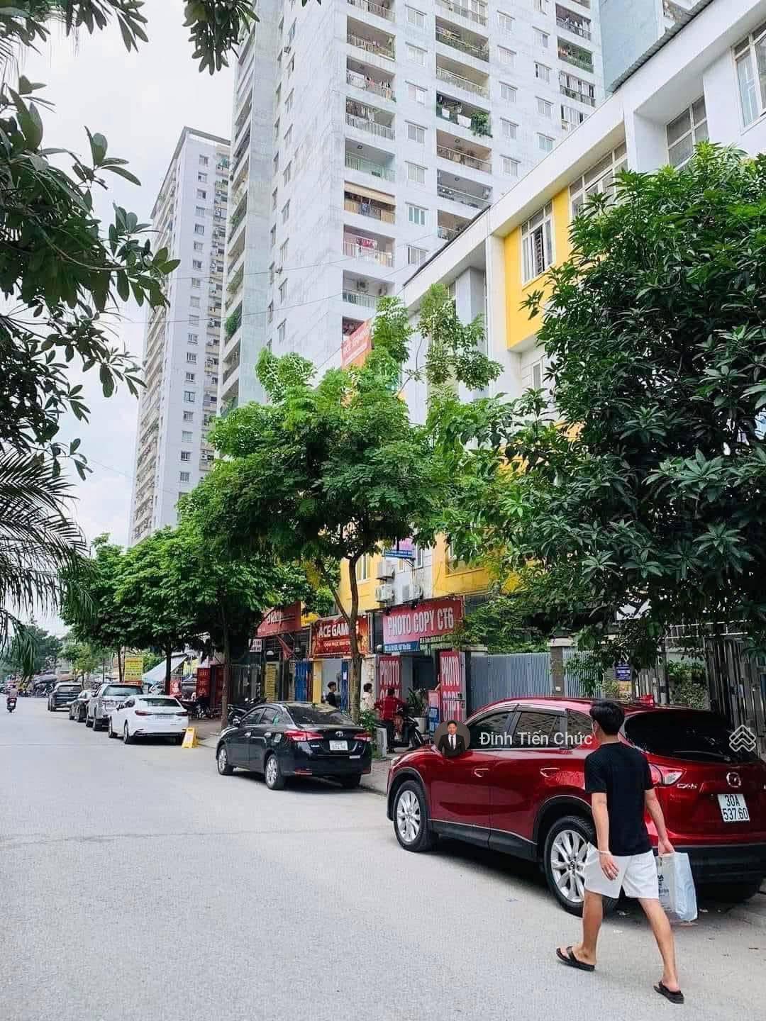 Chính chủ bán gấp LK KĐT Văn Khê, Hà Đông 82.5m2, mặt tiền 5m, 4.5tầng, kinh doanh đắc địa, giá tốt