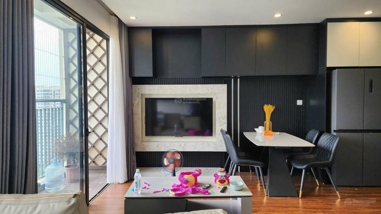 Giá siêu hot AC ơi. Căn 2PN+1, 2VS góc 4.2 tỷ tặng nội thất tại Vinhomes Ocean Park LH 0974 878 ***