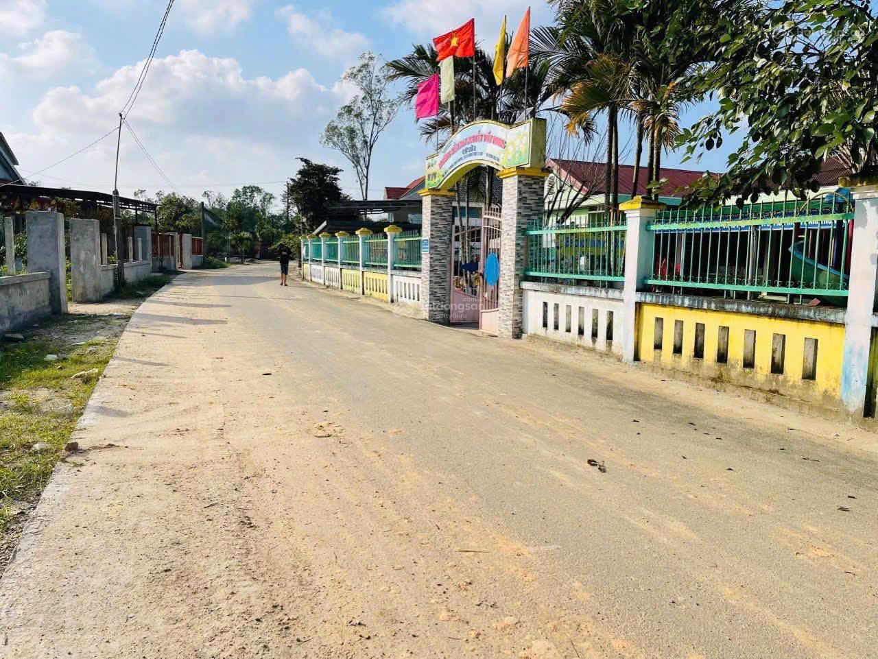 Chính chủ bán gấp đất mặt tiền 191,6m² Vương Thừa Vũ, Hương Thủy  TP. Huế, sổ đỏ riêng, giá có TL