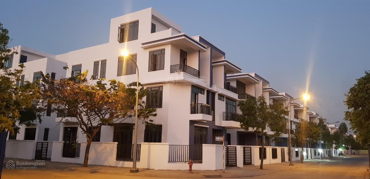 Đông Tăng Long, BT đơn lập góc 2 mặt tiền đường N5 đối diện căn hộ 242m2 giá 19.8 tỷ 0909 483 ***