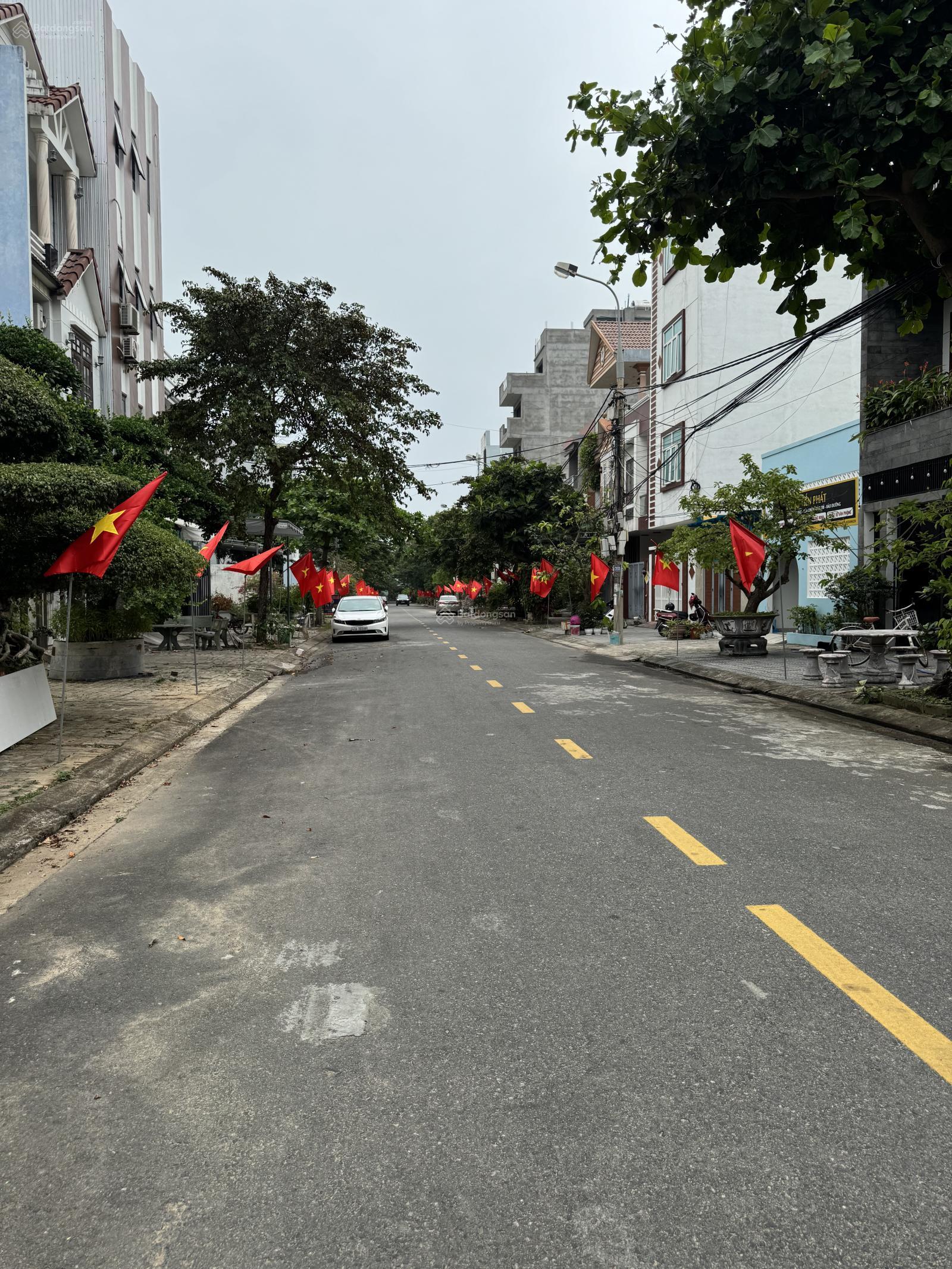 Bán lô Trương Văn Hiến sát TTHC Quận - gần bãi tắm Sơn Thuỷ - LH: Minh Tuyết - nhà đất Biển Ngọc