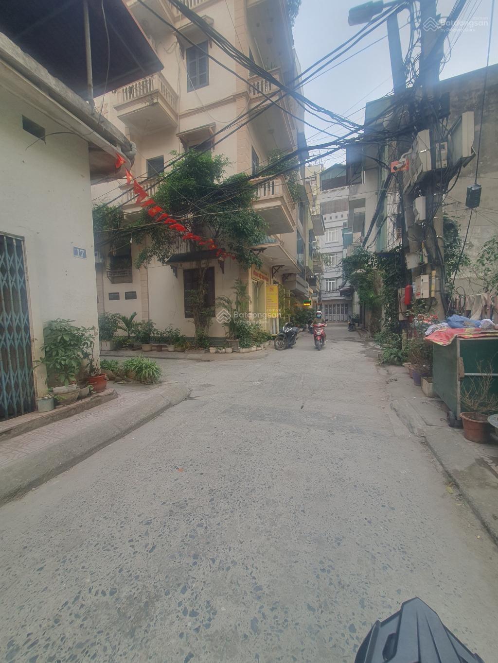 Siêu phẩm nhà đẹp mặt phố Trương Công Định, Quang Trung, 50m2, ô tô, phân lô vỉa hè chỉ 9 tỷ 500