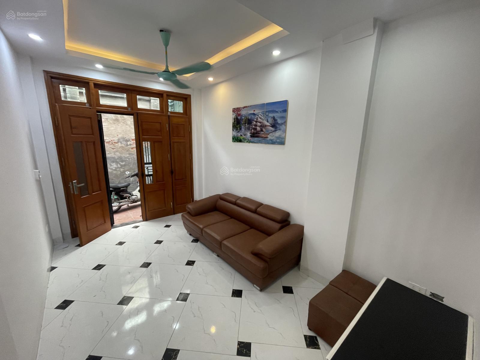 Căn góc nhà 5Tx32m2 gần chợ đầu mối phía Nam cuối Phú Lãm phố Xốm chỉ 3,75 tỷ