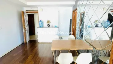 Bán căn hộ 65 m2, 2 PN, 1 WC, lầu thấp view mát, full nội thất giá chỉ 2,75 tỷ rẻ nhất toà