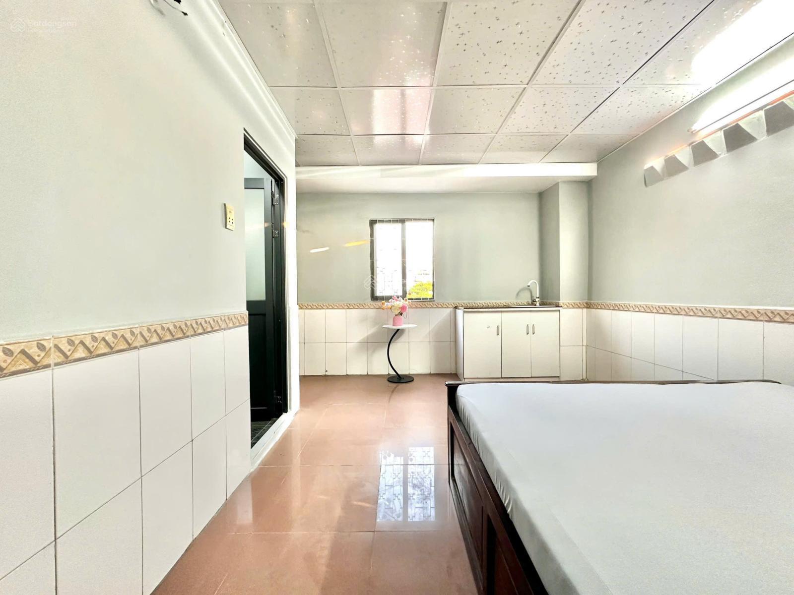 Phòng trọ mới xây gác lửng và studio Cư Xá Bà Điểm - bến xe An Sương