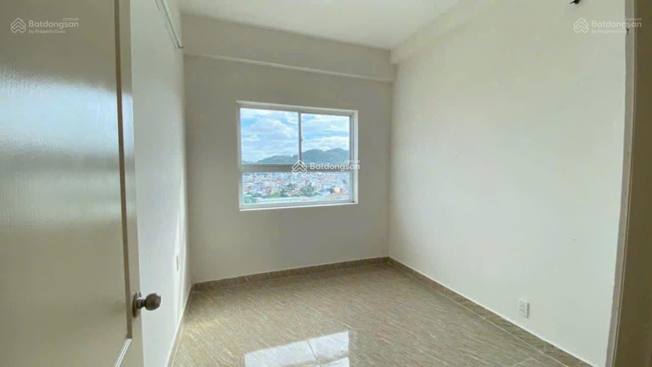 Cho thuê căn hộ Hoàng Quân Nha Trang cách biển chỉ 800m