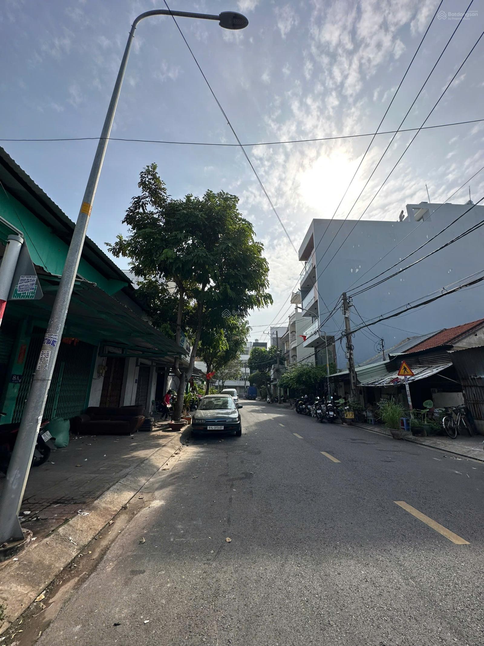 NHÀ ĐƯỜNG MẶT TIỀN LÊ NIỆM, 6M X 15M, 1 TRỆT 1 LẦU, GIÁ 10.7 TỶ NHÀ ĐƯỜNG MẶT TIỀN LÊ NIỆM, 6M X 15M, 1 TRỆT 1 LẦU, GIÁ 10.7 TỶ