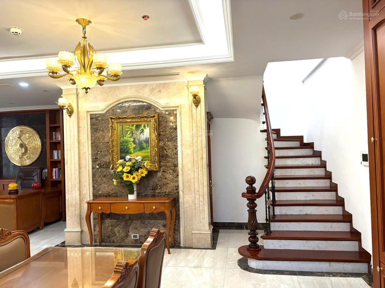 Chính chủ bán gấp căn duplex - DT 100m2 Vinhomes Gardenia, Hàm Nghi, Nam Từ Liêm, Giá 8,1 tỷ