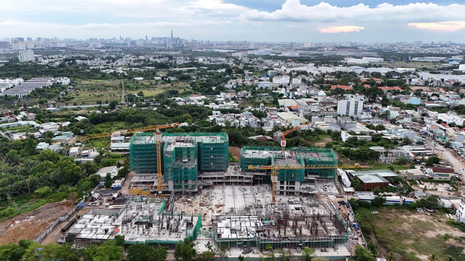 BÁN CĂN GÓC 2PN 88M2 BLOCK C ĐẸP NHẤT DỰ ÁN - CÓ LUÔN Ô XE Ô TÔ ĐỊNH DANH