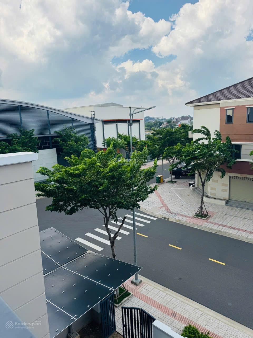 Một căn 3 tầng duy nhất giá tốt nhất KĐT Sun Casa Central 3 Tỷ