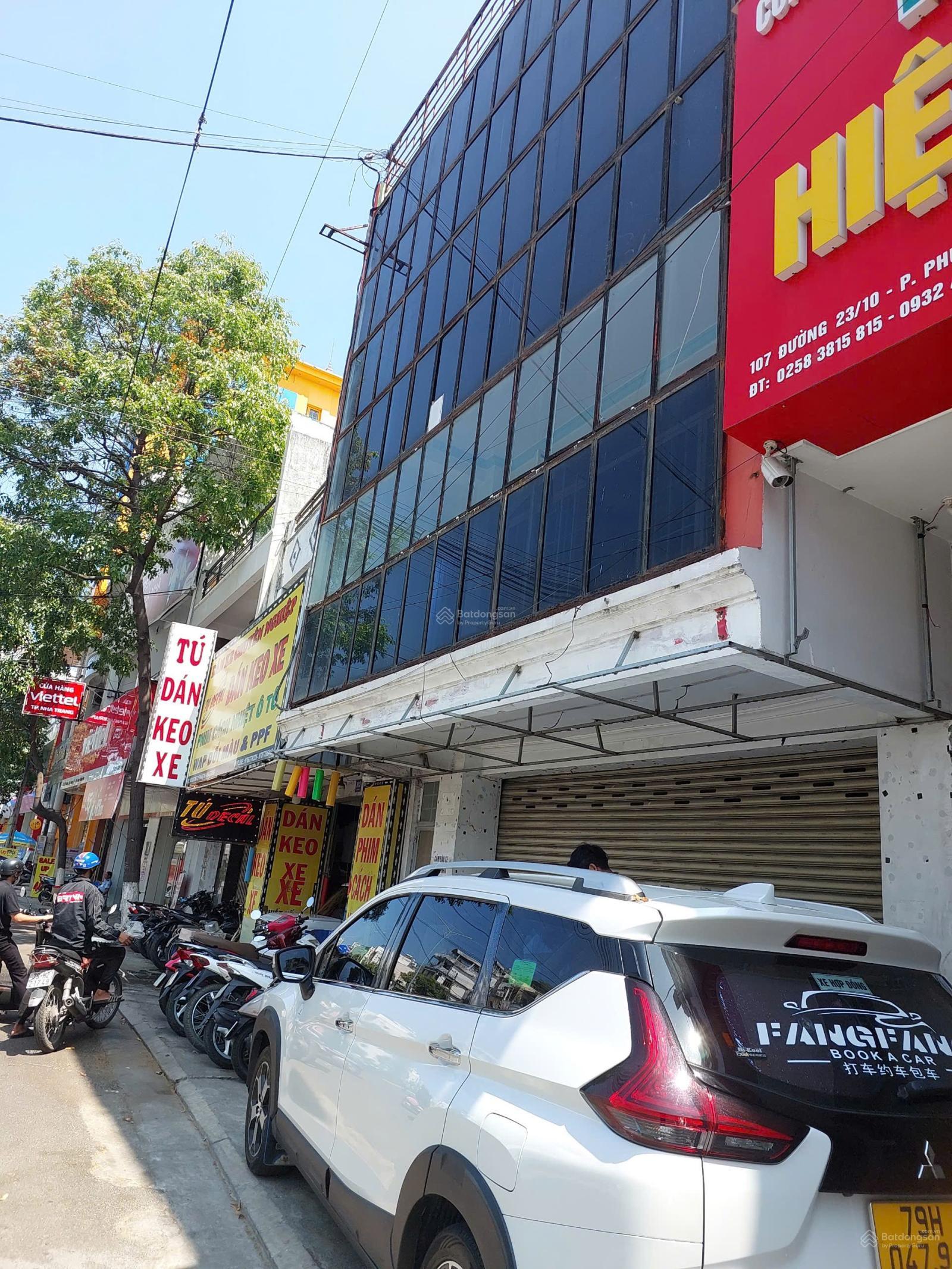 Bán nhà mặt phố tại đường 23/10 rộng 30m, cạnh Lotte, ngang 6m, giá tốt 14 tỷ, 130m2 Bán nhà mặt phố tại đường 23/10 rộng 30m, cạnh Lotte, ngang 6m, giá tốt 14 tỷ, 130m2