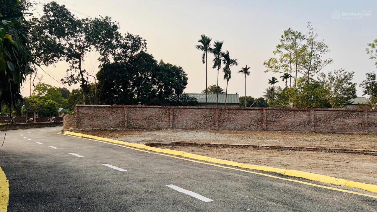 Chuyển nhượng 2 lô đất thổ cư liền kề cạnh khu công nghiệp Nhuận Trạch, Lương Sơn