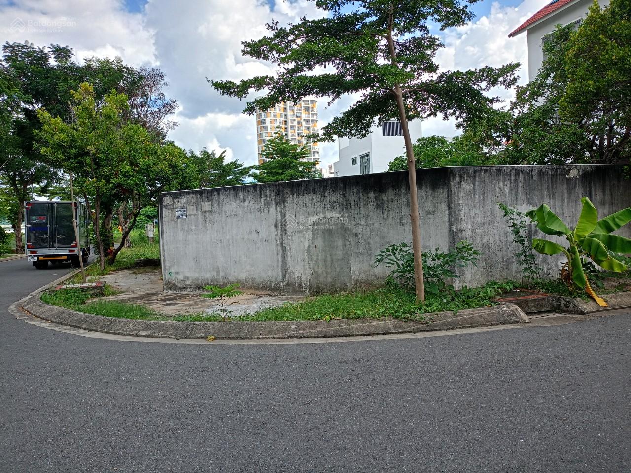 Bán đất biệt thự KDC Conic 13B, Phong Phú, Bình Chánh, giá bán: 67,5 triệu/m2 (TL). DT: 288m2 (SHR) Bán đất biệt thự KDC Conic 13B, Phong Phú, Bình Chánh, giá bán: 67,5 triệu/m2 (TL). DT: 288m2 (SHR)