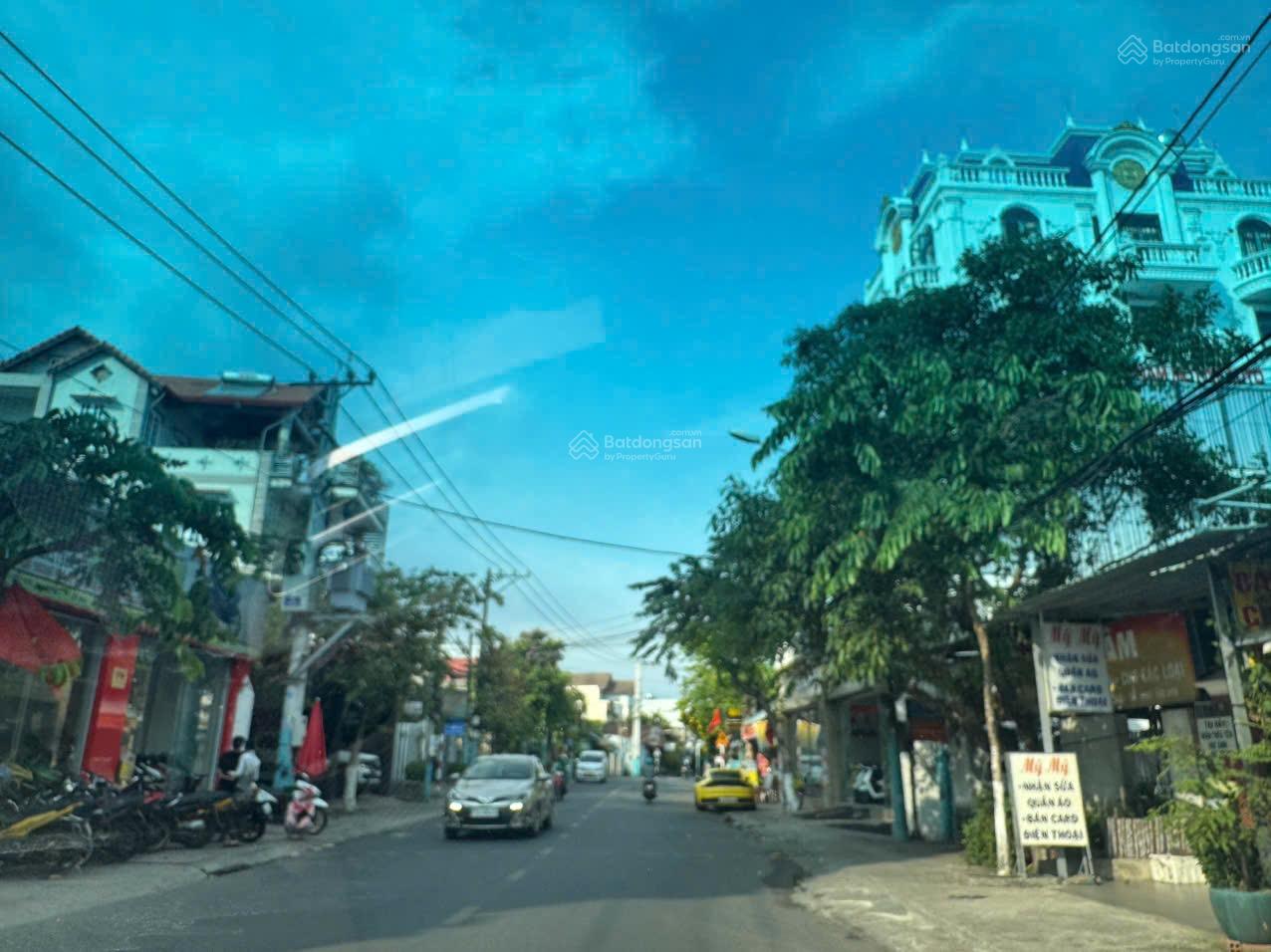 Bán lô đất hẻm Nguyễn Tri Phương , giáp Trung tâm hành chính dĩ an ,dt 75 m ngang 5 m,phường dĩ an