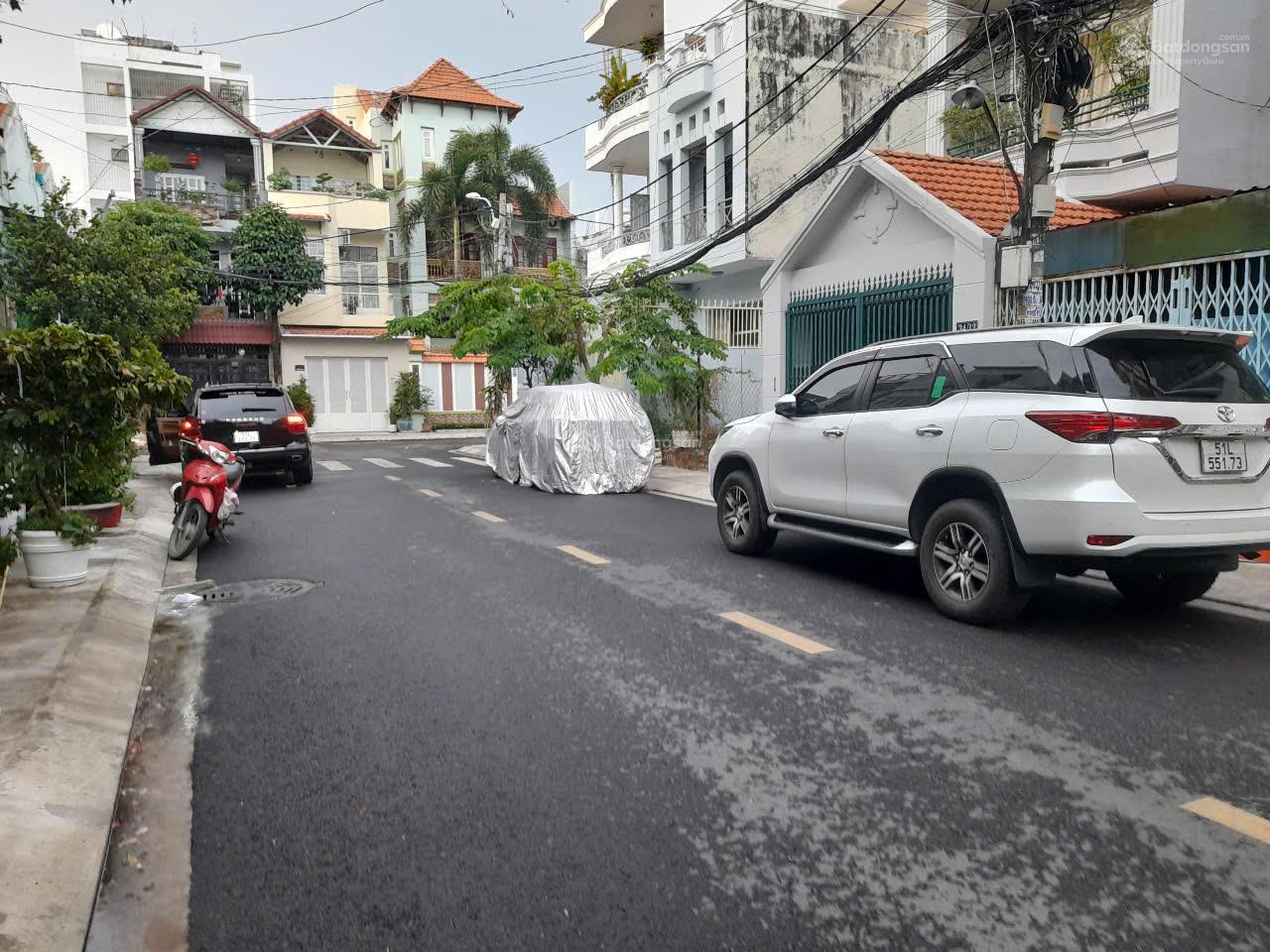 Bán nhà chính chủ 36 đường số 9 - Trần Não - Q2 - 4.2x20m - 4 tầng - 13 tỷ