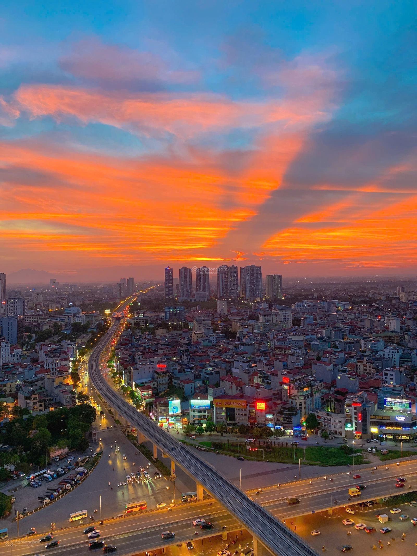 Em bán căn siêu đẹp Indochina Plaza 131m2 full đồ, sẵn sổ tầng cao view cực đẹp
