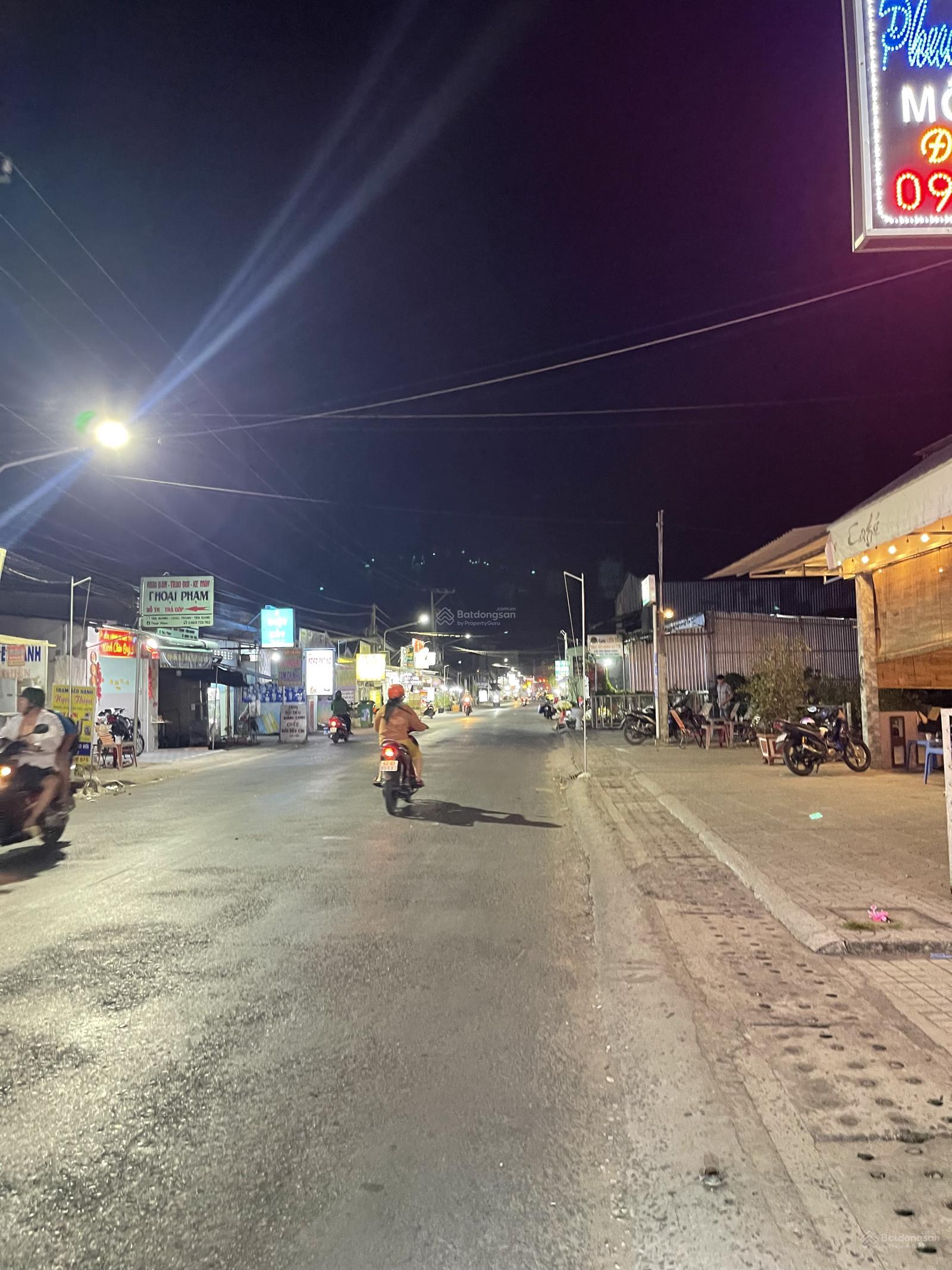 Bán đất 5000m2 tại Tân Hương, Châu Thành, Tiền Giang, chỉ với 19tỷ (nhà vườn, mặt tiền kinh doanh)