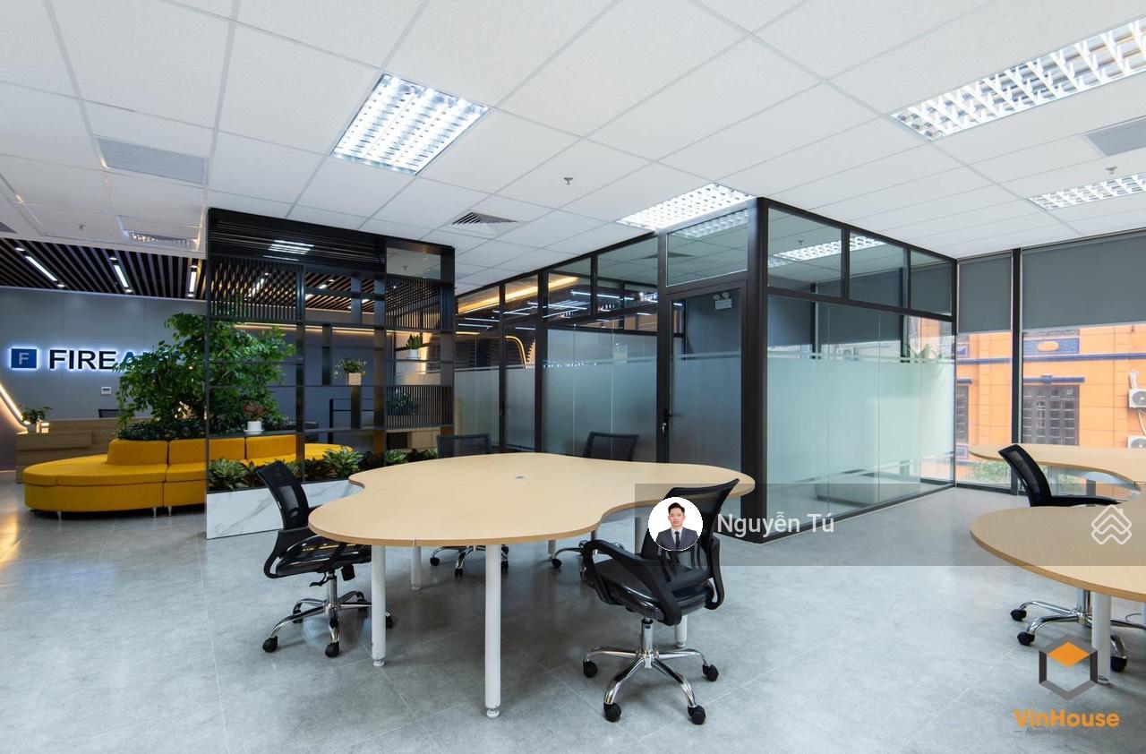 BQL cho thuê văn phòng The Sun - Mễ Trì. DT: 100m2, 200m2 sẵn nội thất, bàn ghế vào làm việc luôn