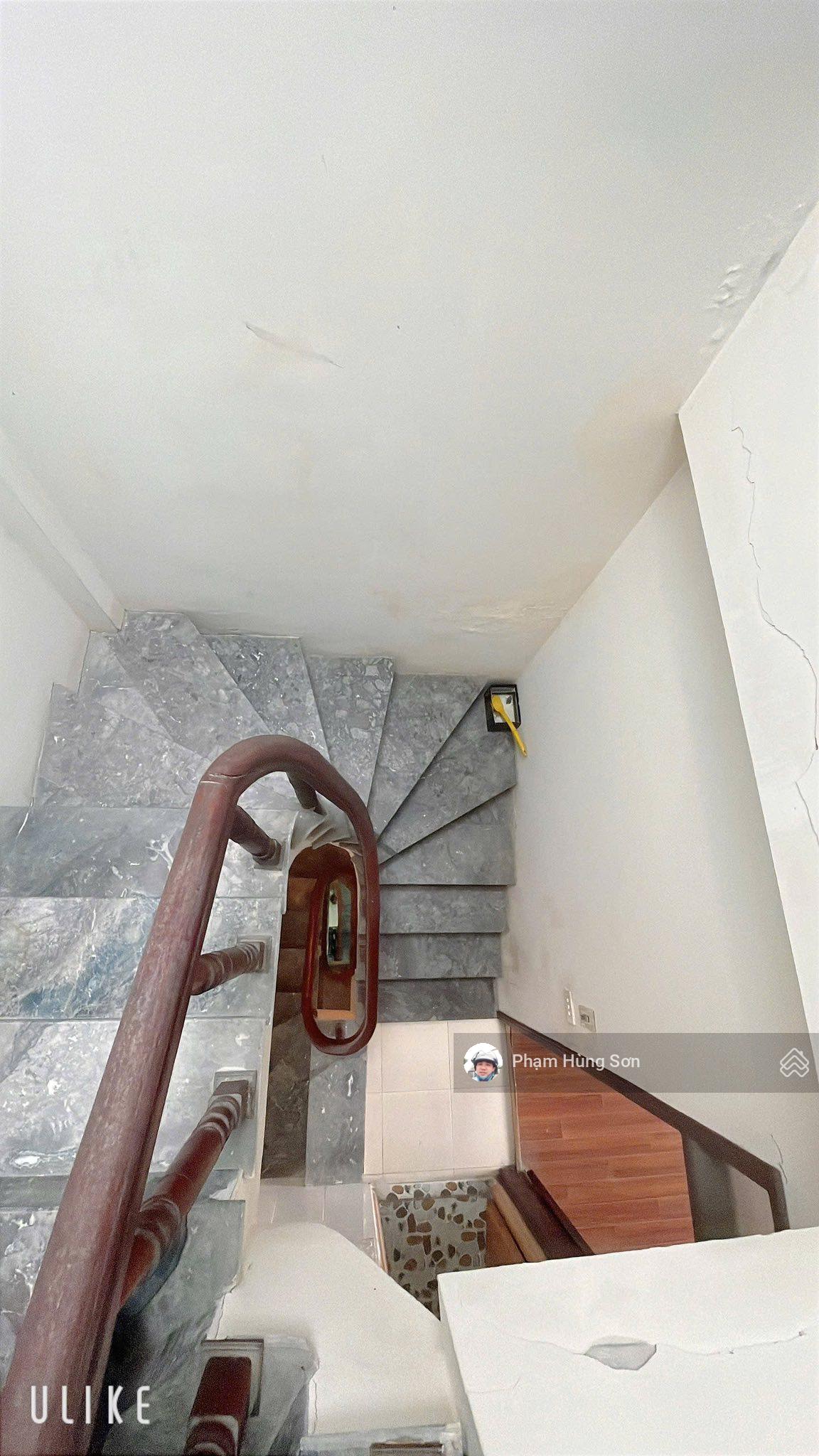 Bán gấp nhà Nguyễn Chính - Tân Mai 4 tầng 30m2 oto cách 7m, giá chỉ 4.9 tỷ