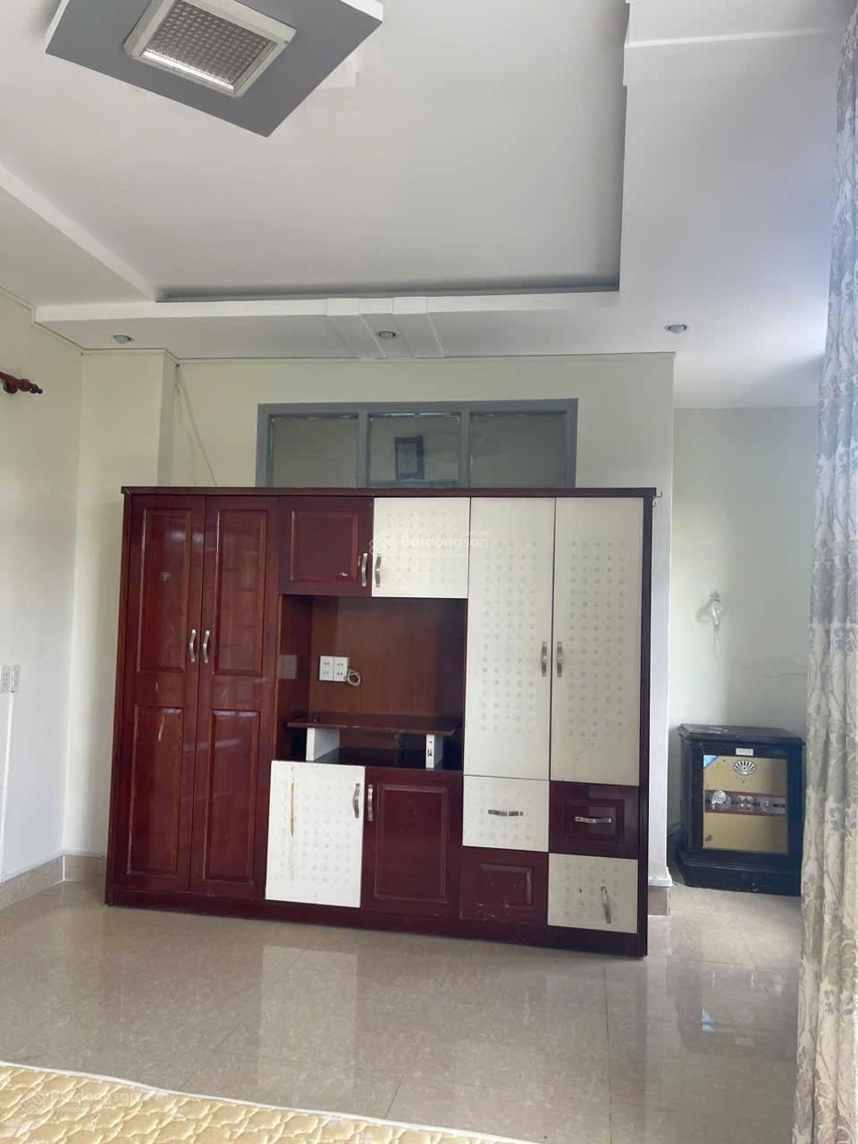 Cho thuê nhà 140m2 đường Thánh Mẫu, Phường 7, Đà Lạt, 14 tr/tháng 7x20m tiện kinh doanh Cho thuê nhà 140m2 đường Thánh Mẫu, Phường 7, Đà Lạt, 14 tr/tháng 7x20m tiện kinh doanh
