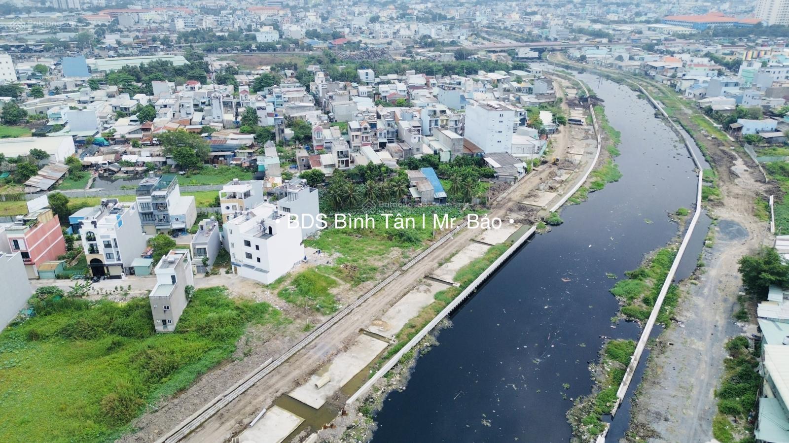 Đất đầu tư mặt tiền đường 20m Kênh Tham Lương 80m2 giá tốt 5,7 tỷ SHR Đất đầu tư mặt tiền đường 20m Kênh Tham Lương 80m2 giá tốt 5,7 tỷ SHR