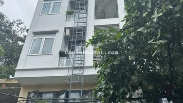 Cần bán nhà đường Hoàng Sa, P. 5, Tân Bình, DT: 11x15m, 4 tầng, giá 17 tỷ giá tốt