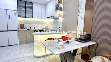 Sẵn sổ hồng, cần bán nhanh 2PN tầng cao, view Đảo Kim Cương The Sun Avenue.