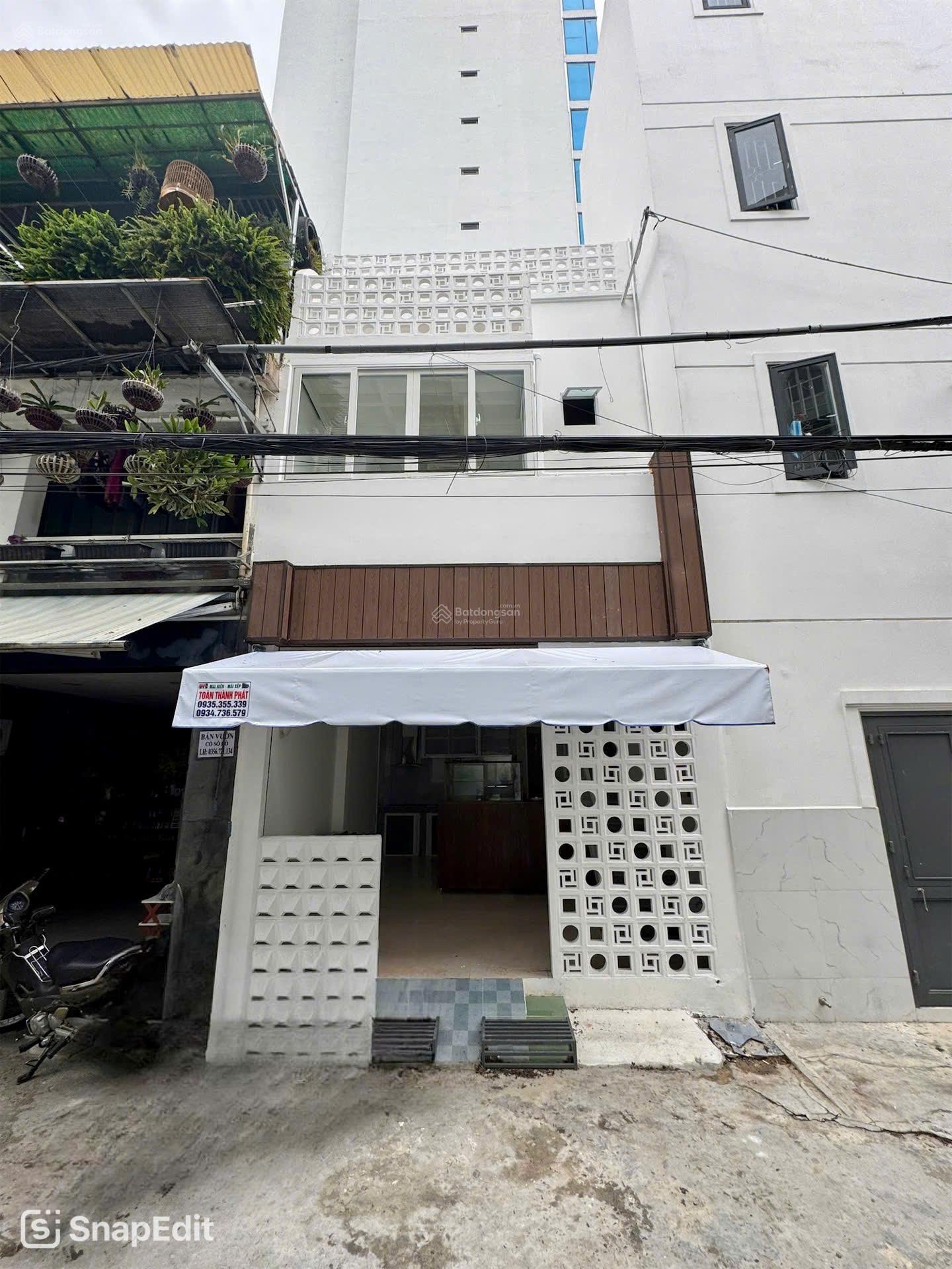Căn nhà vị trí đẹp Phố Tây Nha Trang giá chỉ 4.8tỷ