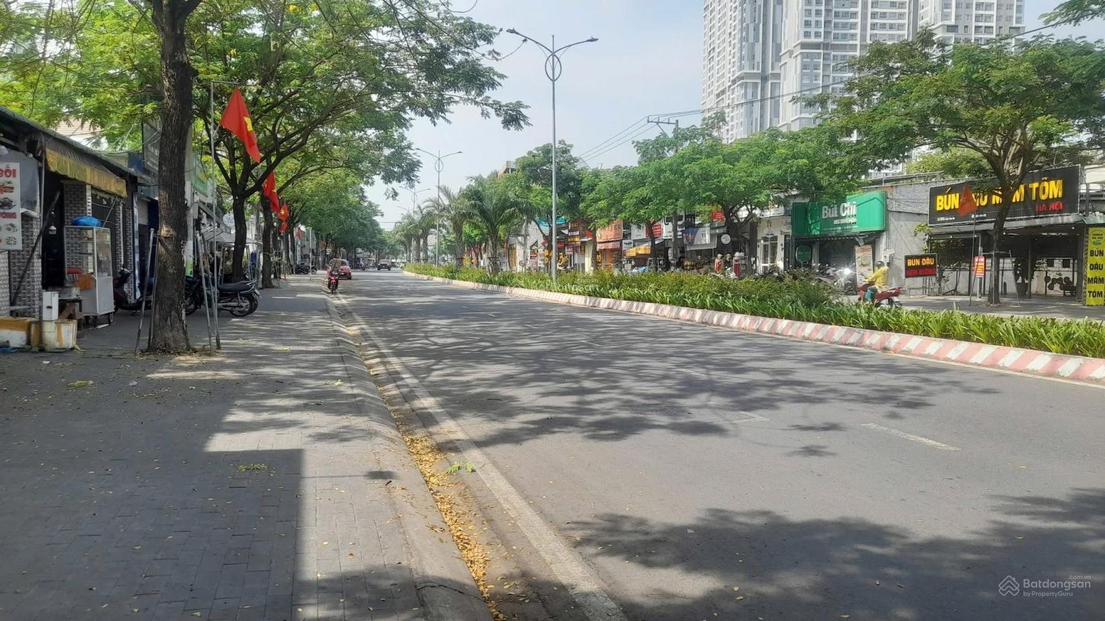 Cần bán lô đất mặt tiền Trần Văn Ơn, Phú Hòa, gần đại học Thủ Dầu Một