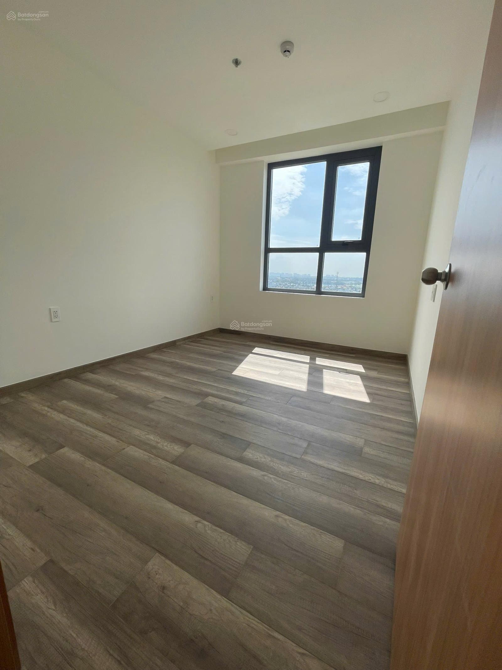 Căn góc Honas Residence 65m2 mã 02 ban công Đông Nam, cần bán gấp 1.9 tỷ (giá tốt nhất)