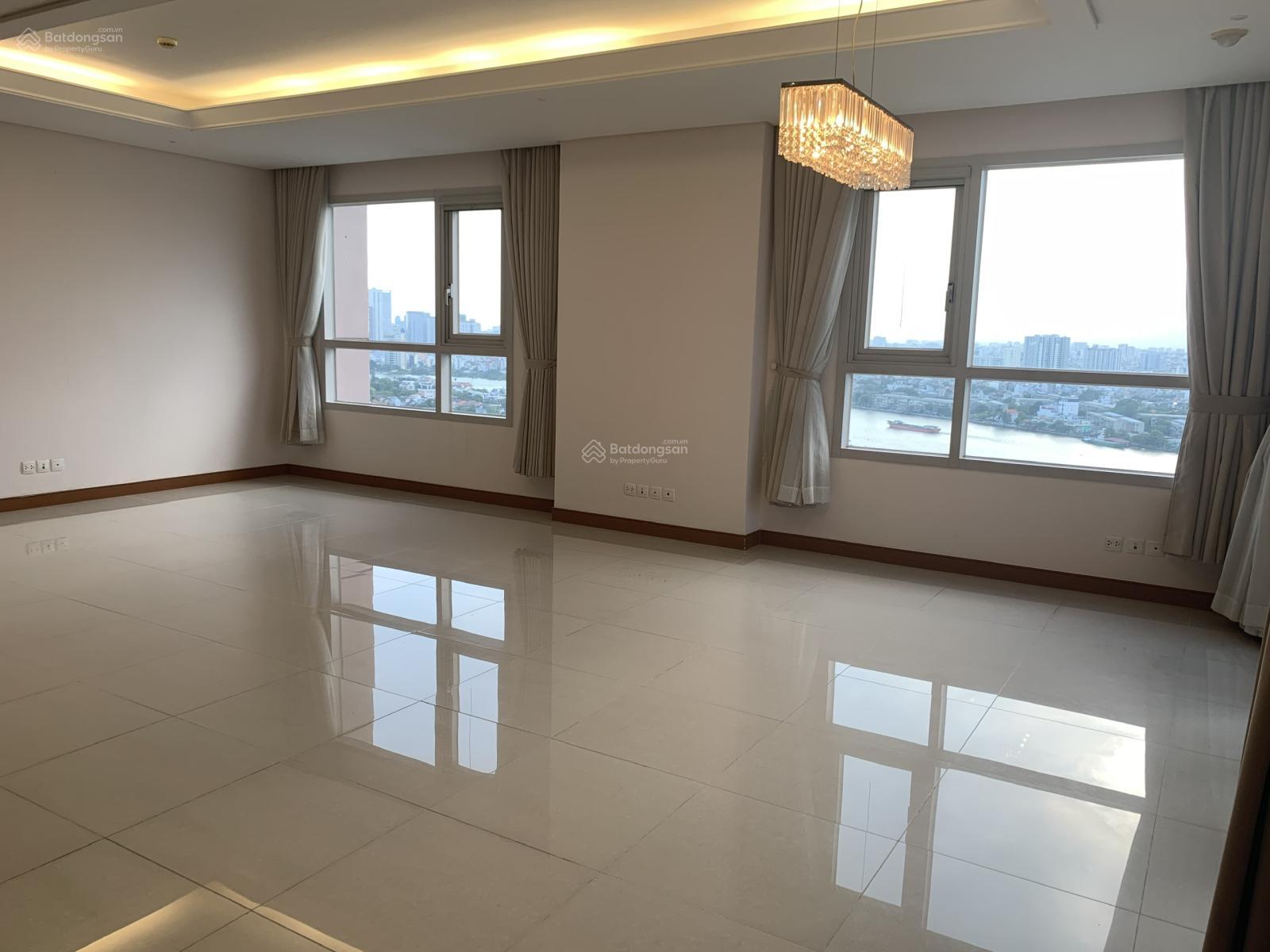Cho thuê căn hộ dự án Xi Riverview Palace diện tích 200m2 3 PN, nội thất cơ bản, xem nhà 24/7