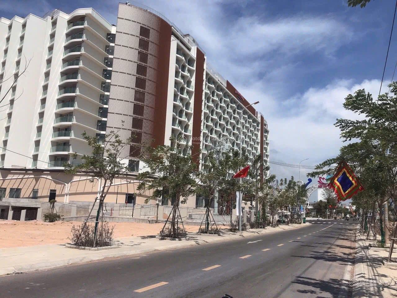 Bán gấp hạ sau đất mặt tiền đường Số 14 TT Long Hải BRVT sát Charm Resort - 0932 698 ***