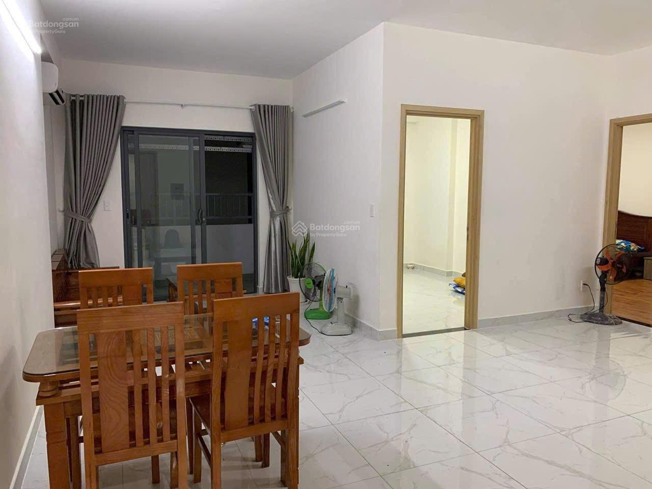 Cho thuê căn hộ Fresca 2PN 2WC nhà trống giá 6.5 tr vô ở liền. Hồ bơi miễn phí. LH 0965 895 ***