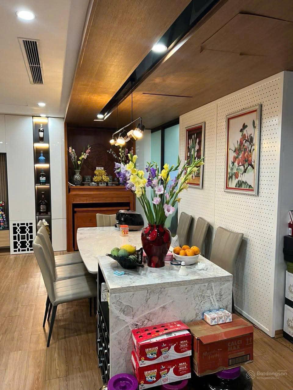 Siêu hiếm, cần thanh khoản gấp căn hộ góc siêu VIP 120m2 tại HC Golden City