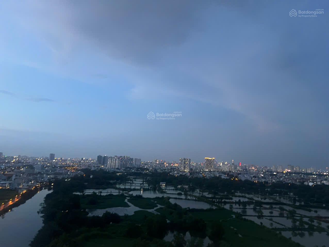 Bán căn hộ penthouse Conic Riverside 3PN2W, DT 126.6m2, sân vườn 44.9m2, giá 5.4 tỷ - LH 0979 695 ***