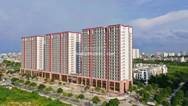 Bán căn góc 3N 96m chung cư Khai Sơn City Long Biên Hà Nội , tầng trung ở ngay .Giá 7,050 bao phí .
