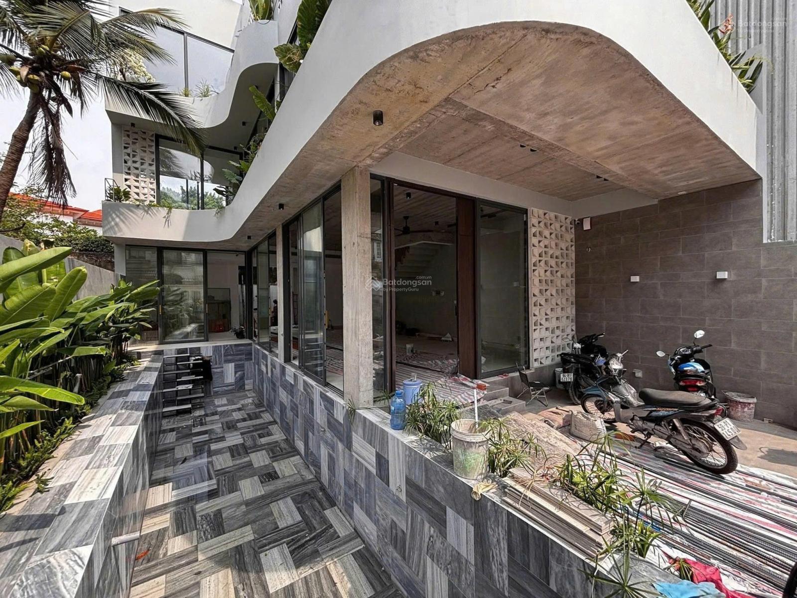 CHO THUÊ BIỆT THỰ NGUYỄN Ư DĨ, THẢO ĐIỀN, QUẬN 2 DT 9.5x22m, TRỆT 3 LẦU, Giá 130tr