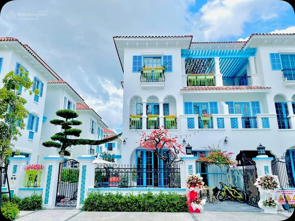 Bán biệt thự Sun Grand City Feria, 15,X tỷ VND, giá tốt nhất dự án