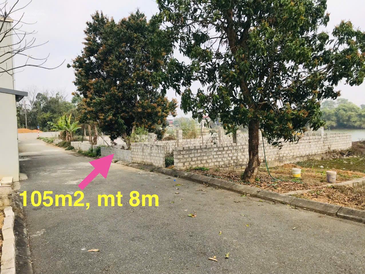 Tôi bán 105.3m2 đất view hồ tại xã Hạ Bằng, khu CNC. Hòa Lạc, mặt tiền 8m, đường nhựa, giá 4 tỷ